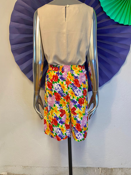 Floral Shorts, M