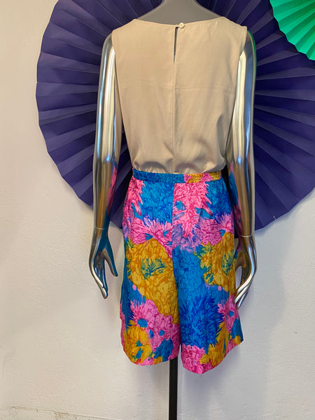 Abstract Print Shorts, M