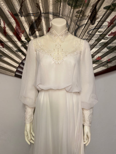 1970s Wedding Dress, S
