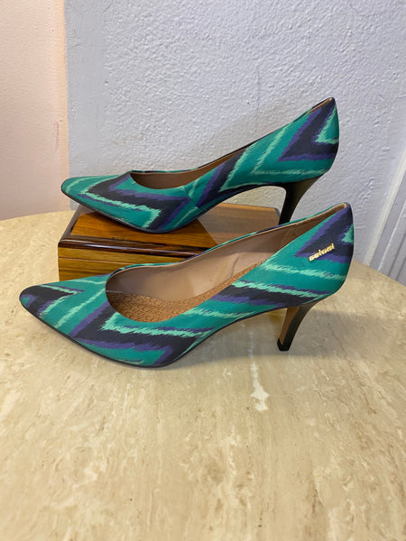 Patterned Pumps, 7