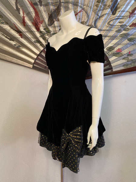 Off-the-shoulder Velvet Party Dress, S