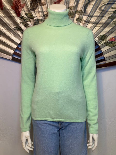 Lord & Taylor Cashmere Turtleneck, M / L