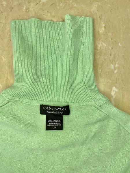 Lord & Taylor Cashmere Turtleneck, M / L