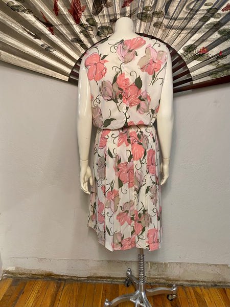 Sleeveless Floral Dress, M