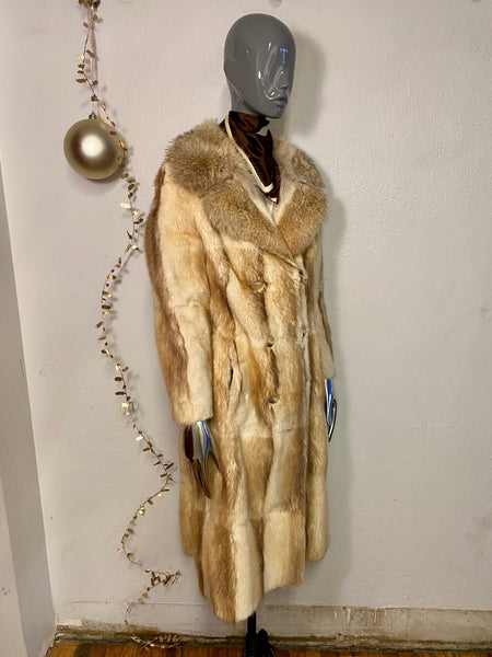 Blonde Muskrat Fur Coat, XS / S