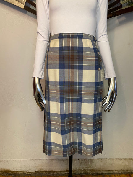 Plaid Cape & Skirt Set, M