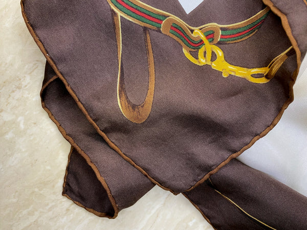 Gucci Basset Hound Print Scarf